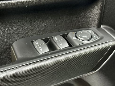 Used 2024 Chevrolet Silverado 1500 Custom image 12