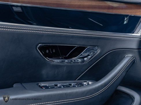 Used 2024 Bentley Flying Spur V8 AWD/4WD image 26