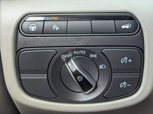 Used 2023 INFINITI QX50 Luxe AWD/4WD image 31