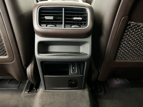 Used 2020 Mercedes-Benz GLE 450 GLE 450 w/ Premium Package image 30