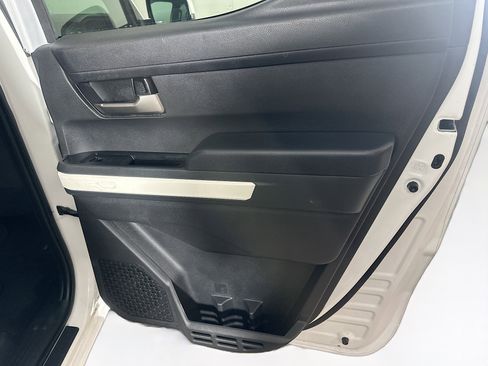 Used 2024 Toyota Tacoma TRD Off-Road AWD/4WD image 28