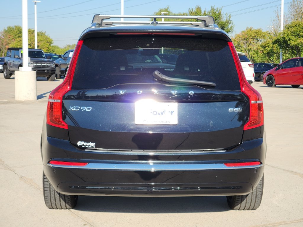 Used 2025 Volvo XC90 B5 Ultra w/ Protection Package Premier AWD/4WD image 6