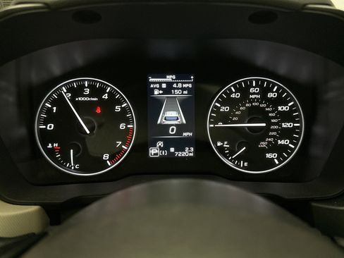 Used 2025 Subaru Forester Premium image 13