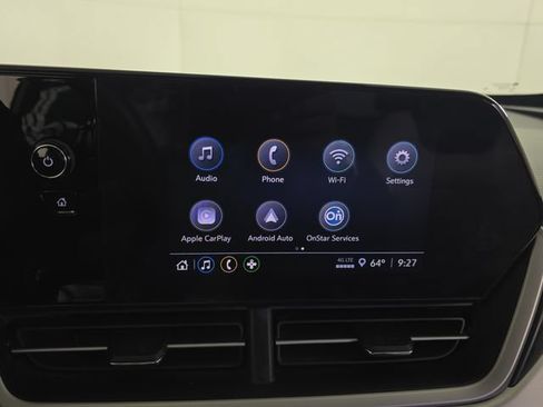 Used 2024 Chevrolet Trax RS FWD image 17