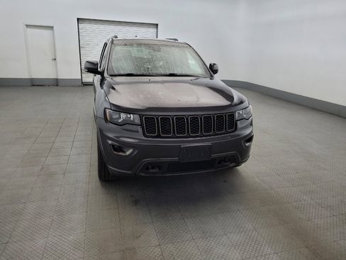 Used 2017 Jeep Grand Cherokee Limited 75th Anniversary AWD/4WD image 14
