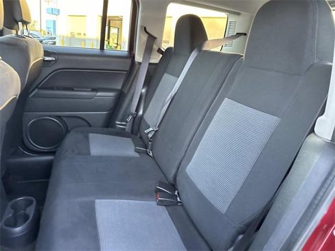 Used 2016 Jeep Patriot Sport w/ Power Value Group image 15