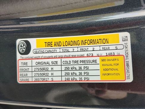 Used 2021 GMC Yukon Denali w/ Denali Premium Package image 30