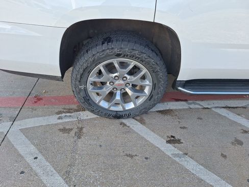 Used 2019 GMC Yukon SLT w/ Open Road Package image 9