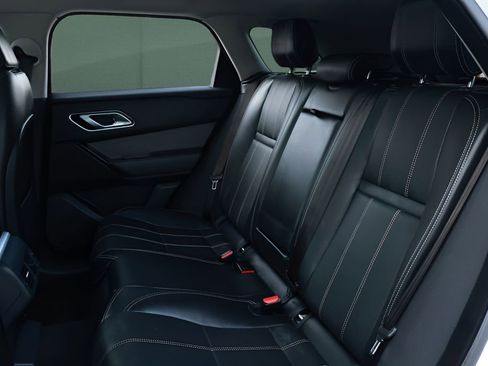 Used 2020 Land Rover Range Rover Velar S image 10