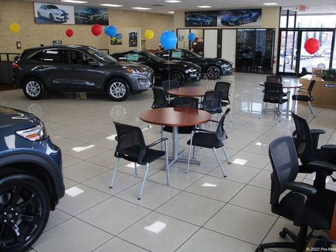 Certified 2024 Ford Edge SEL image 39