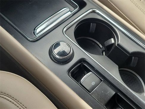 Certified 2023 Lincoln Corsair Standard image 21