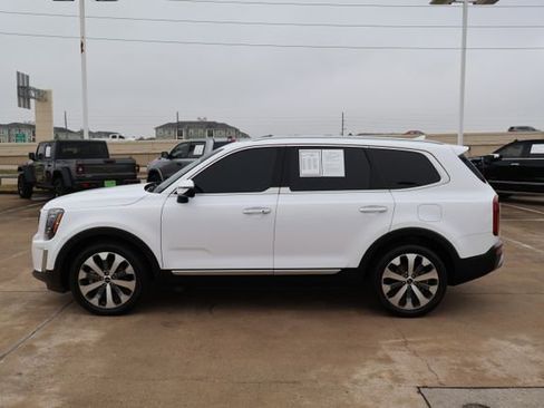 Used 2022 Kia Telluride S image 4