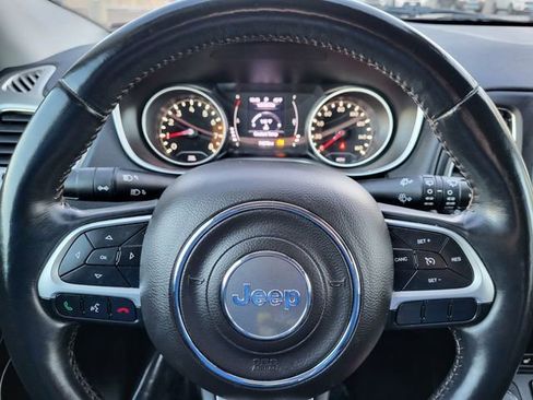 Used 2018 Jeep Compass Latitude w/ Safe & Security Group image 21