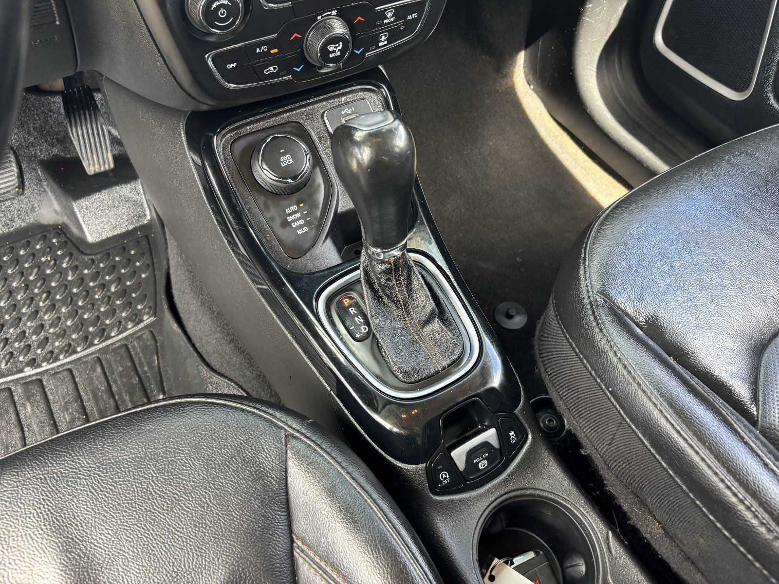 Used 2021 Jeep Compass Limited AWD/4WD image 26
