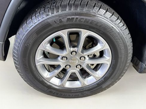 Used 2014 Jeep Grand Cherokee Limited w/ Trailer Tow Group IV RWD image 36