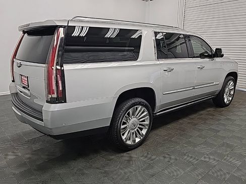 Used 2019 Cadillac Escalade ESV Platinum image 8