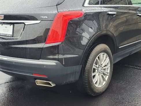 Used 2017 Cadillac XT5 Luxury w/ Driver Awareness Package AWD/4WD image 11