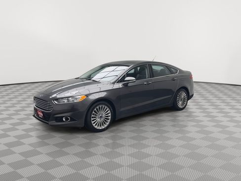 Used 2016 Ford Fusion Titanium FWD image 33