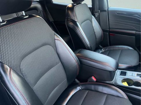 Used 2025 Ford Escape ST-Line Elite w/ Tech Pack #1 image 19