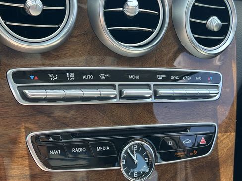 Used 2017 Mercedes-Benz C 300 4MATIC Sedan image 28