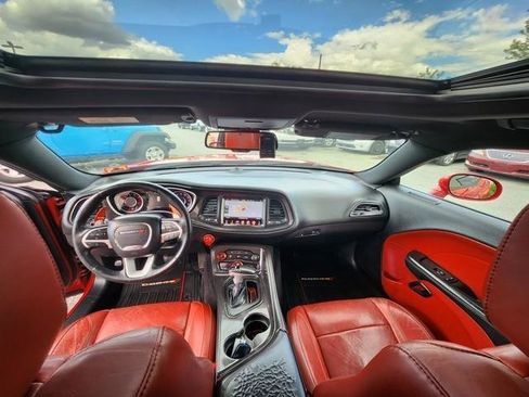 Used 2015 Dodge Challenger R/T Plus RWD image 21