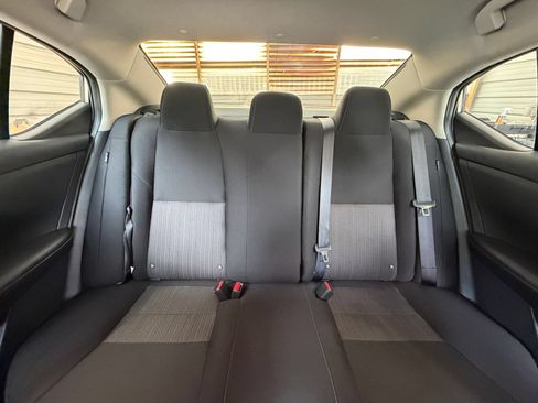 Used 2025 Nissan Sentra SV FWD image 36