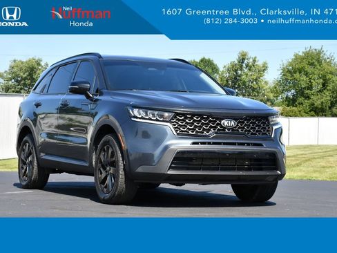 Used 2021 Kia Sorento S AWD/4WD image 1