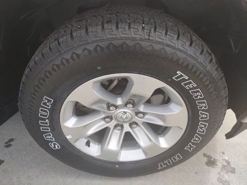 Used 2023 RAM 1500 Laramie image 15