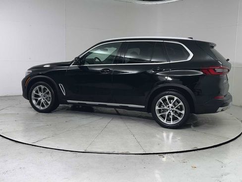 Used 2023 BMW X5 xDrive40i w/ Premium Package image 4
