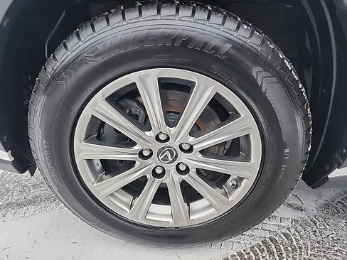 Used 2018 Lexus NX 300h AWD image 11