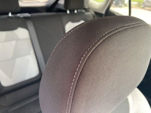 Used 2024 Chevrolet Trax LS w/ LS Convenience Package FWD image 12