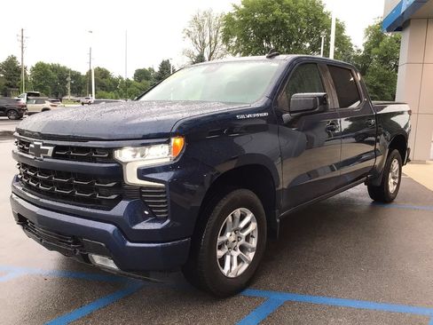 Used 2022 Chevrolet Silverado 1500 RST AWD/4WD image 12