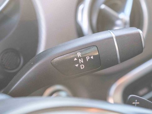 Used 2019 Mercedes-Benz GLA 250 4MATIC image 21