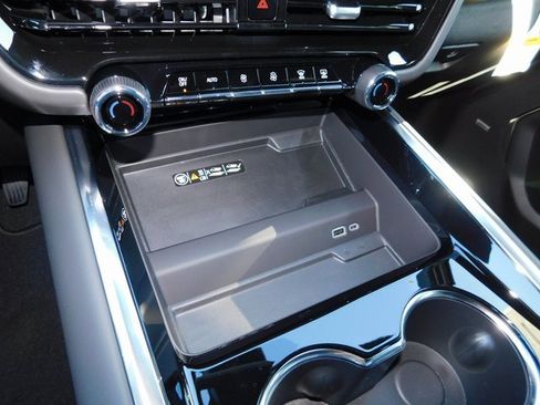 New 2026 Chevrolet Suburban Z71 w/ Comfort Package image 46