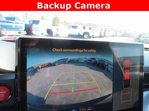 Used 2025 Toyota Tacoma TRD Sport image 16