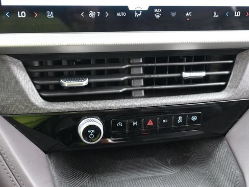 Certified 2026 Ford Explorer Platinum AWD/4WD image 13