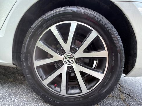 Used 2016 Volkswagen Jetta SE FWD image 43