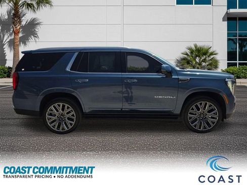 Certified 2025 GMC Yukon Denali Ultimate AWD/4WD image 5
