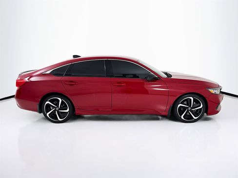 Used 2021 Honda Accord Sport image 9