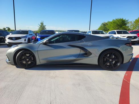 Used 2022 Chevrolet Corvette Stingray Premium Cpe w/ Z51 Performance Package image 3