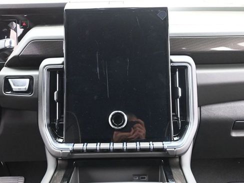 New 2026 GMC Yukon Elevation w/ Elevation Premium Package image 26