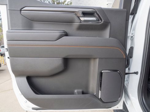 Used 2025 GMC Sierra 1500 AT4 w/ AT4 Premium Package image 16