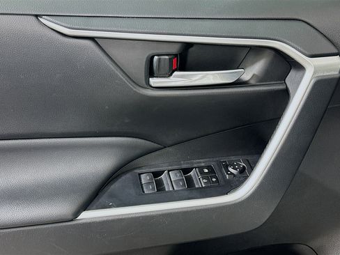 Used 2023 Toyota RAV4 XLE image 15
