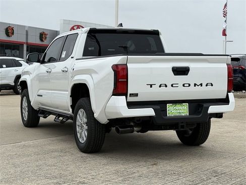 New 2026 Toyota Tacoma SR5 image 7