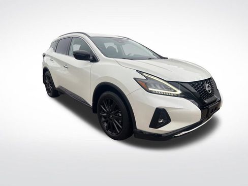 Certified 2023 Nissan Murano SV w/ SV Midnight Edition Package image 3