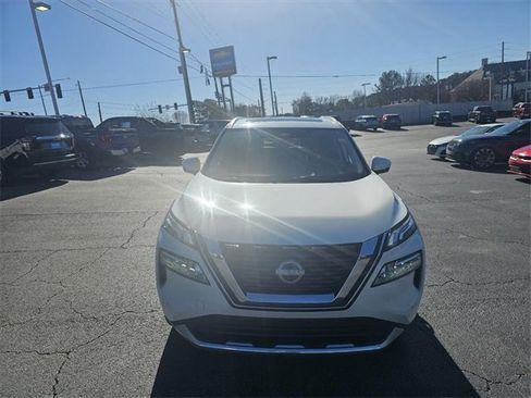 Used 2023 Nissan Rogue Platinum w/ Platinum Premium Package image 2