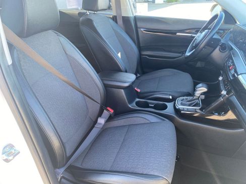 Used 2025 Kia Seltos S image 36