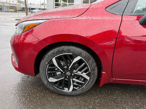 New 2025 Nissan Versa SR w/ Trunk Package image 12