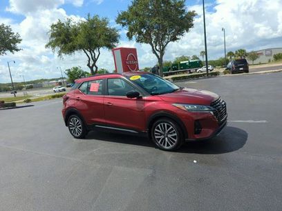 Certified 2021 Nissan Kicks SR