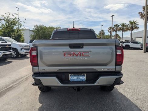 Certified 2025 GMC Canyon AT4 AWD/4WD image 4